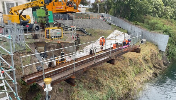 Taupō Control Gate Erosion Repair (2)